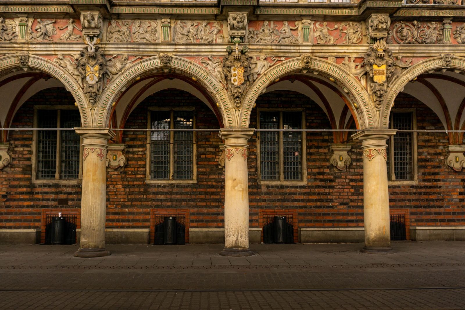 Stiftung gründen in Bremen: Wer prüft den Antrag, und wie planst du ohne dokumentierte Landeswerte?